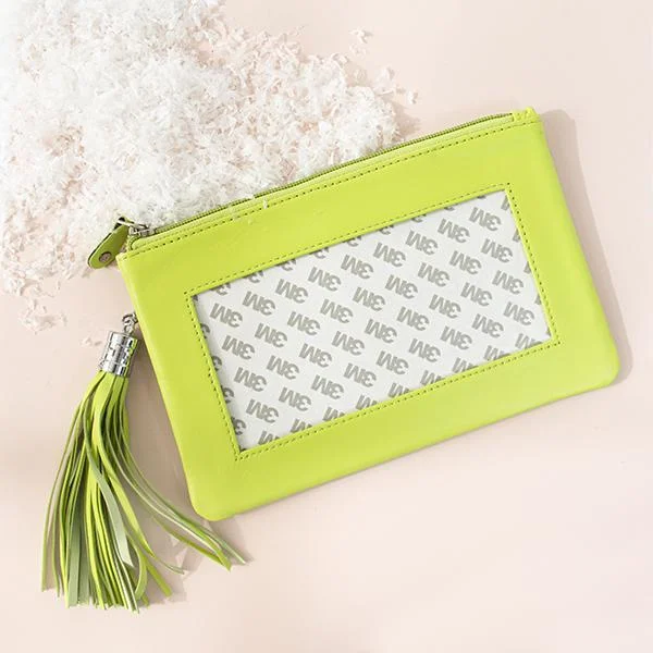 needlepoint2482774