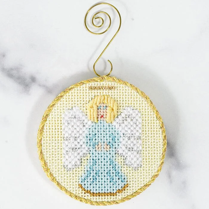 needlepoint2504981