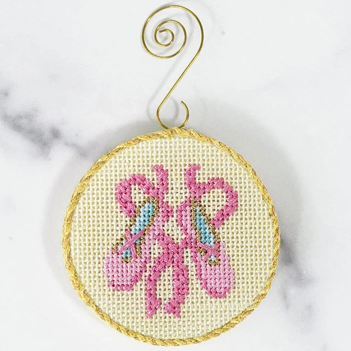 needlepoint2504994