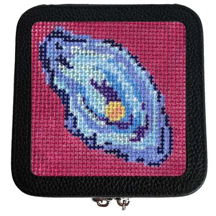 needlepoint2689390