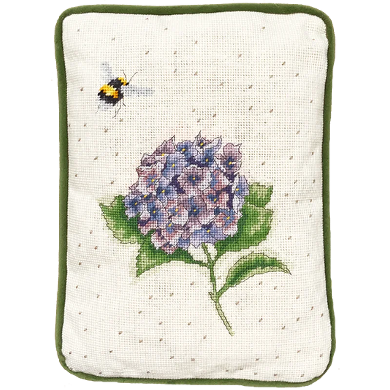 thebluepeony485662